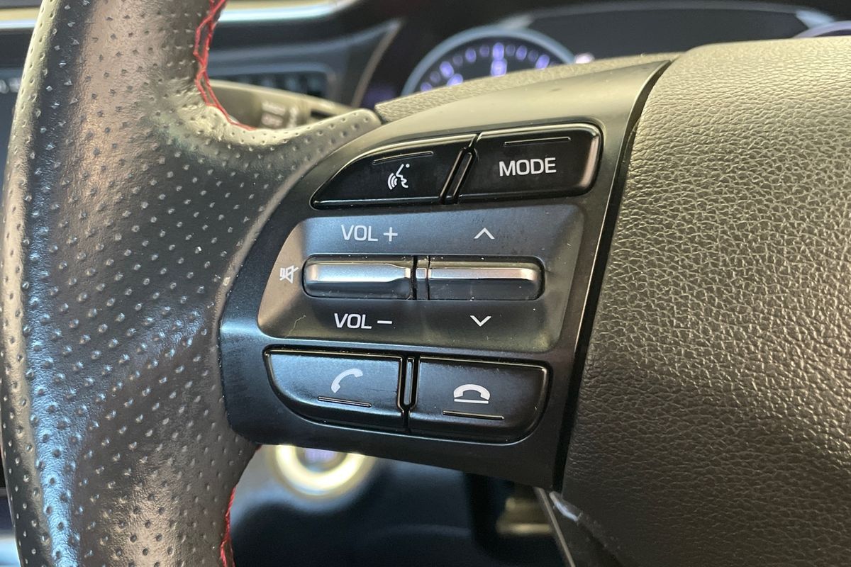 2019 Hyundai Elantra Sport AD.2