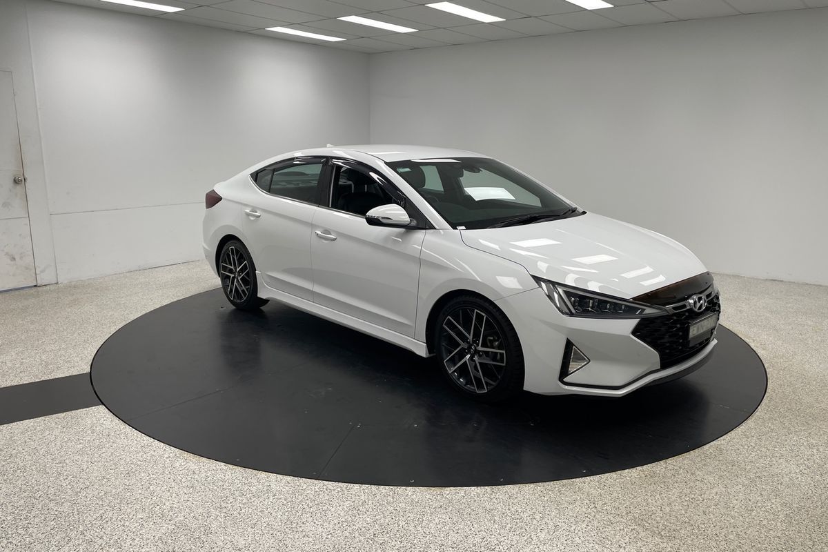 2019 Hyundai Elantra Sport AD.2