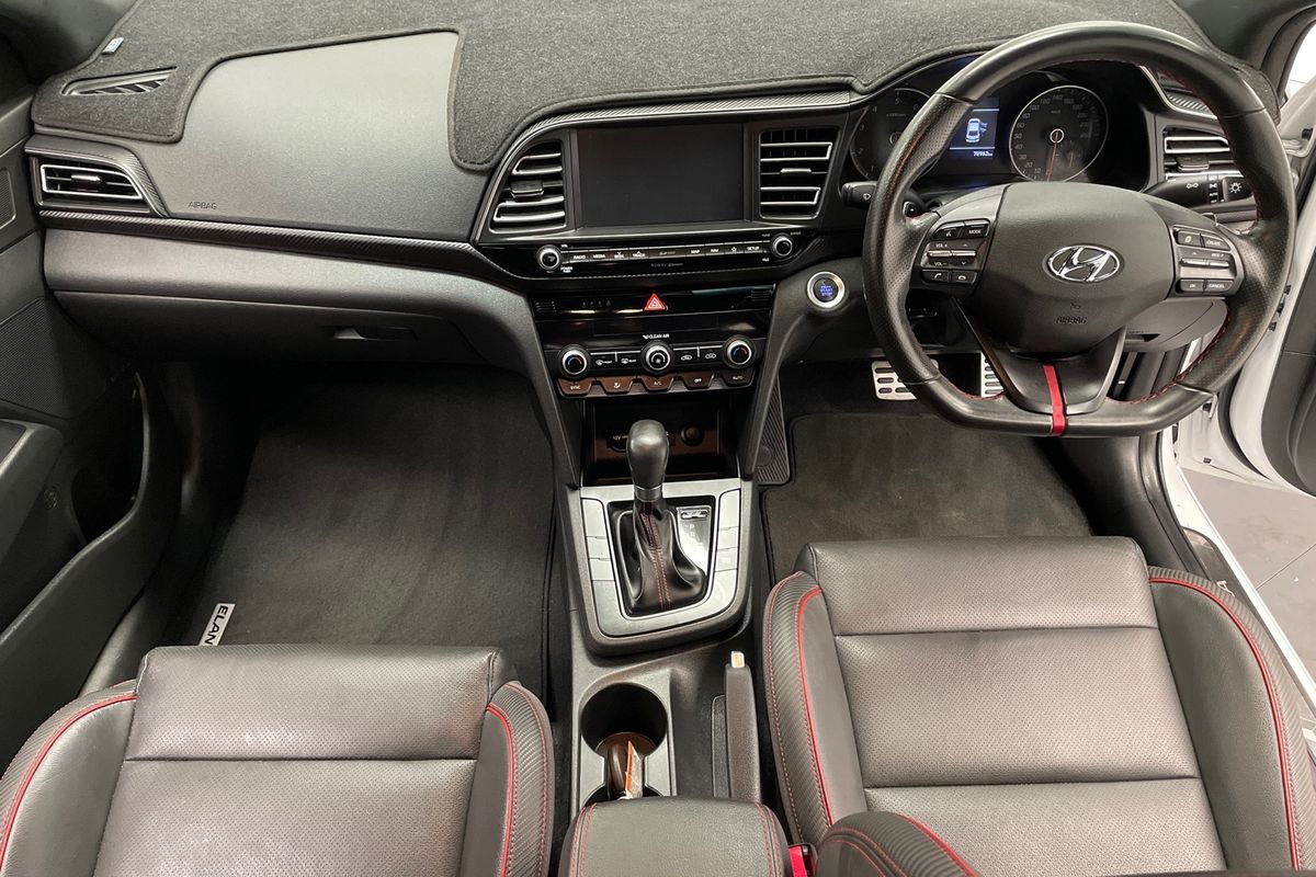 2019 Hyundai Elantra Sport AD.2