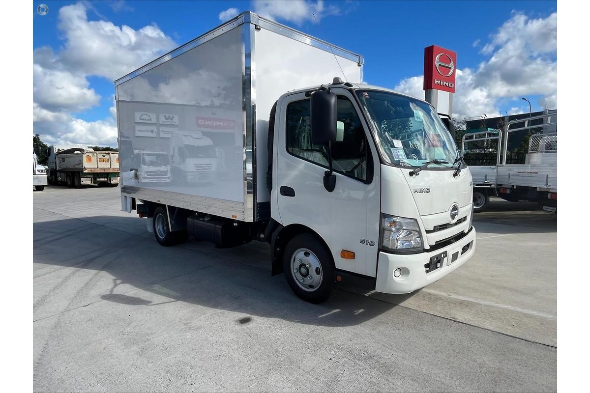 2025 Hino 300 Series 616