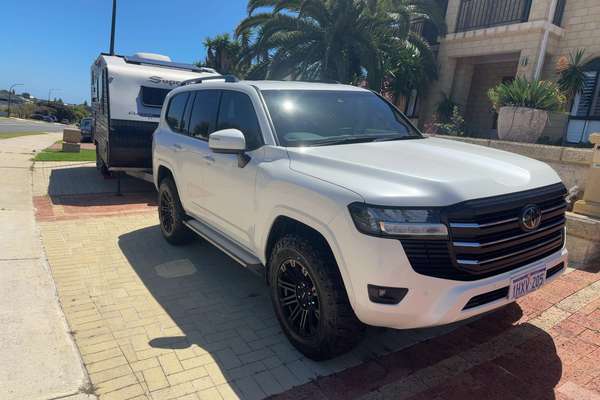 2022 Toyota Landcruiser GXL FJA300R