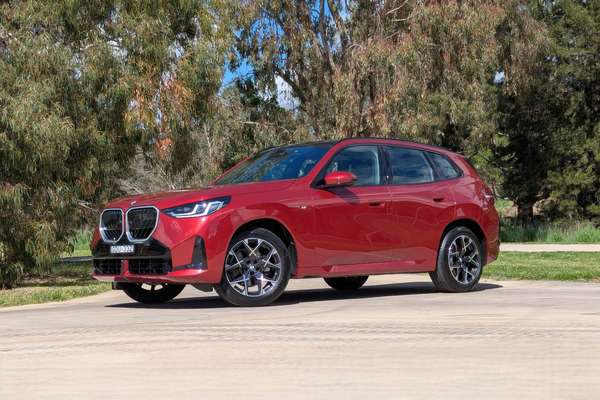 2025 BMW X3 30e xDrive G45