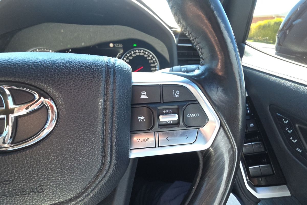2023 Toyota Landcruiser GR Sport FJA300R