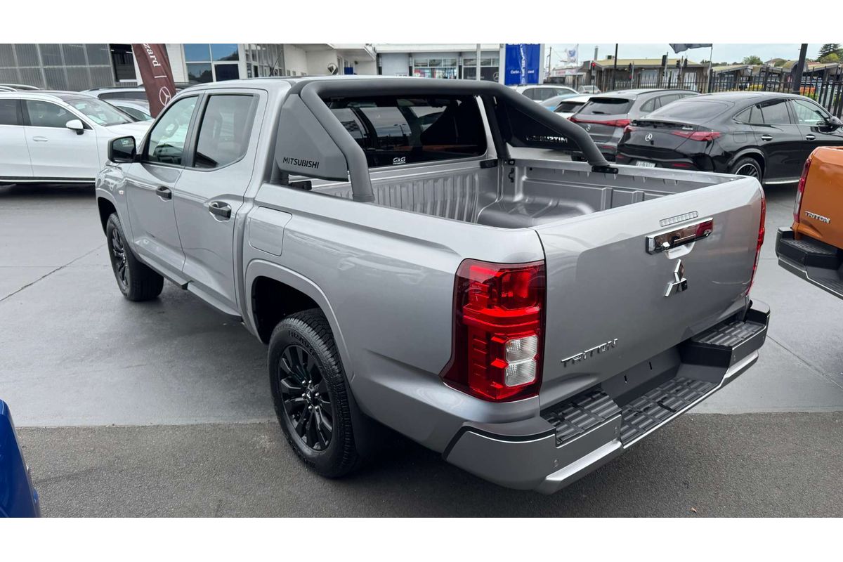 2025 Mitsubishi Triton GLX-R MV 4X4 image 6
