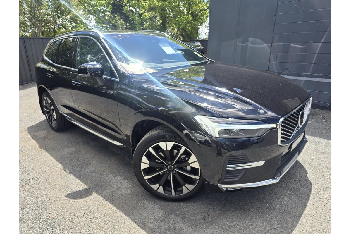 2026 Volvo XC60 Plus B5 Bright