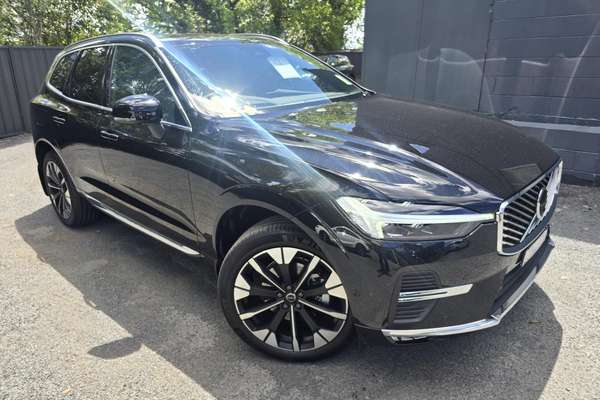 2026 Volvo XC60 Plus B5 Bright