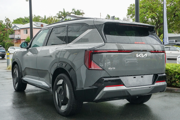 2026 Kia EV5 Earth OVc thumb-5