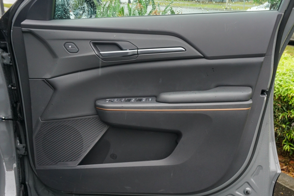 2026 Kia EV5 Earth OVc thumb-15