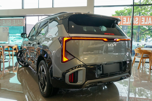 2026 Kia Seltos GT-Line SP3 thumb-5