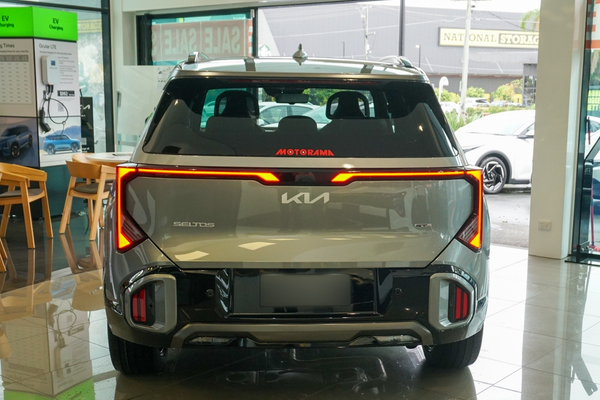 2026 Kia Seltos GT-Line SP3 thumb-6