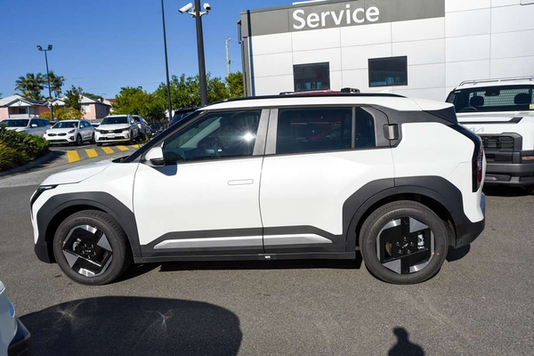 2026 Kia EV3 Air Standard Range SV thumb-3