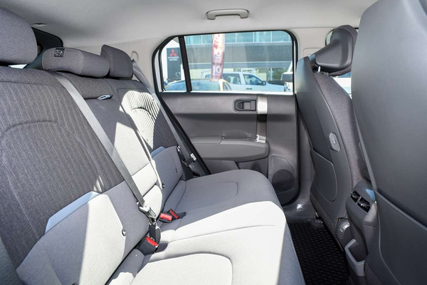 2026 Kia EV3 Air Standard Range SV thumb-7