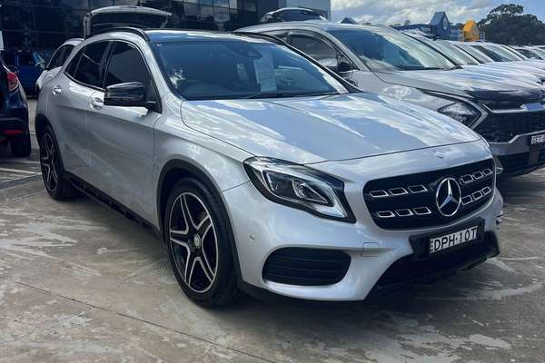 2017 Mercedes-Benz GLA-Class GLA180 X156