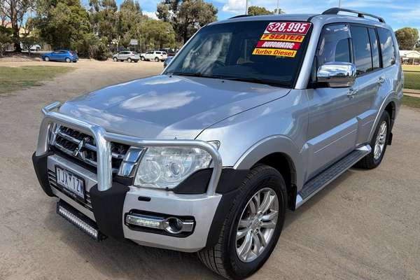 2016 Mitsubishi Pajero GLS NX