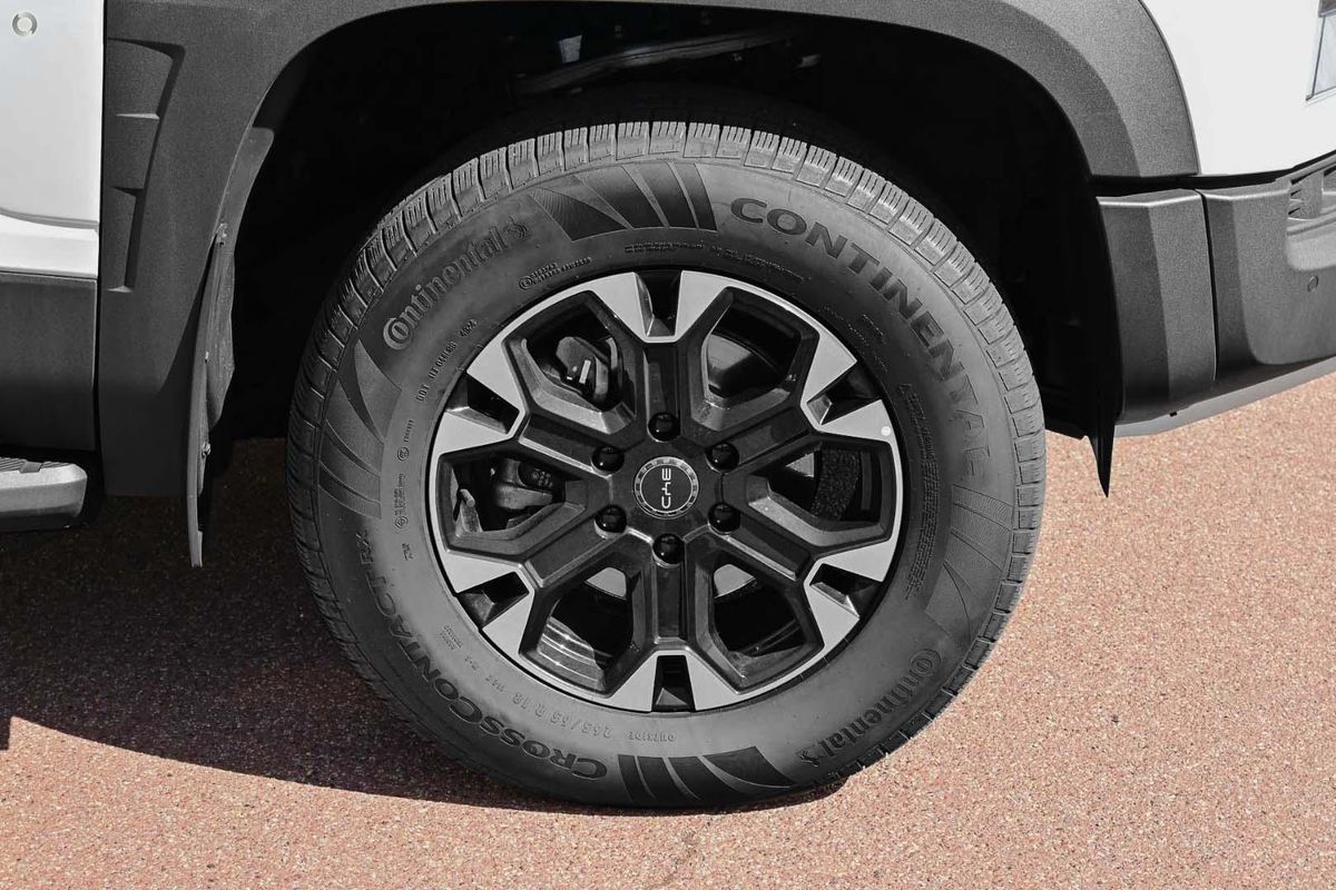 2026 BYD SHARK 6 Premium All Wheel Drive image 7
