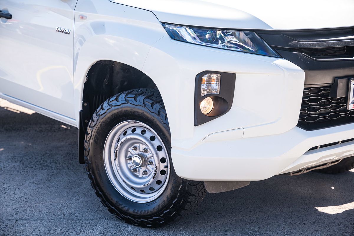 2022 Mitsubishi Triton GLX MR Rear Wheel Drive