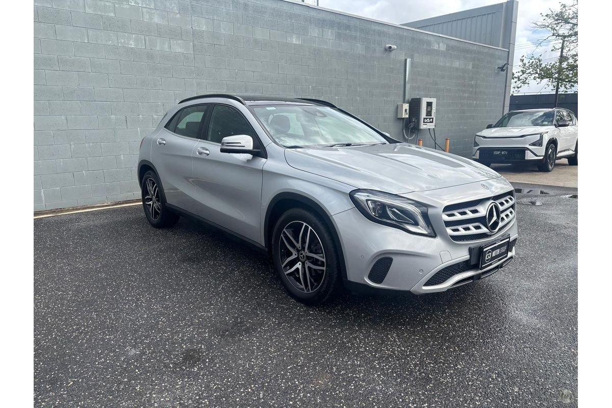 2018 Mercedes-Benz GLA-Class GLA180 X156