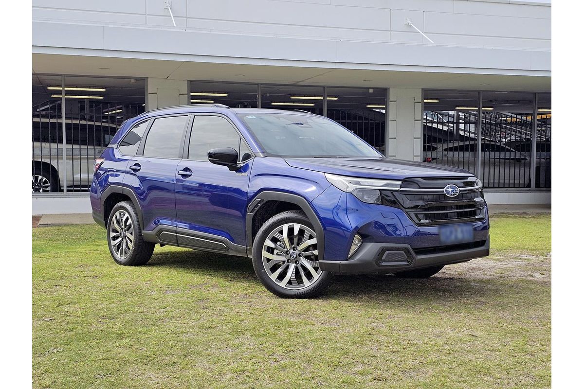 2025 Subaru Forester Hybrid Touring S6