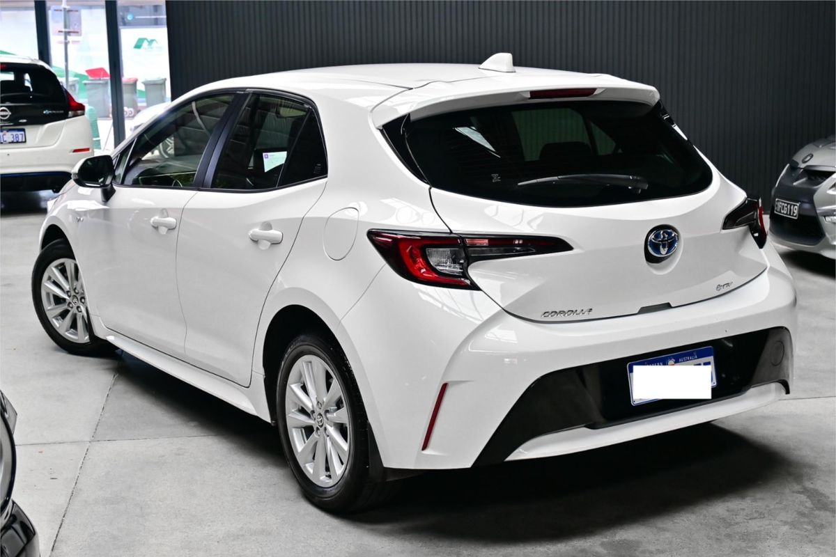 2025 Toyota Corolla Ascent Sport Hybrid ZWE219R