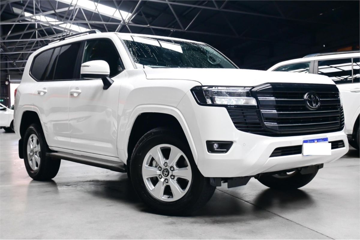 2024 Toyota Landcruiser GXL FJA300R
