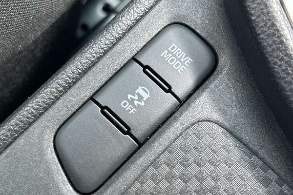 2021 Toyota Yaris Cross GX MXPB10R thumb-14