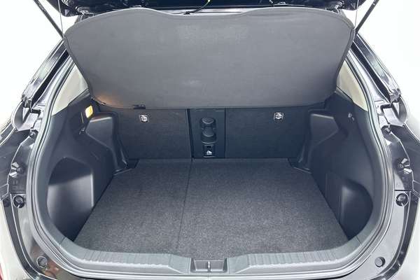 2021 Toyota Yaris Cross GX MXPB10R thumb-20