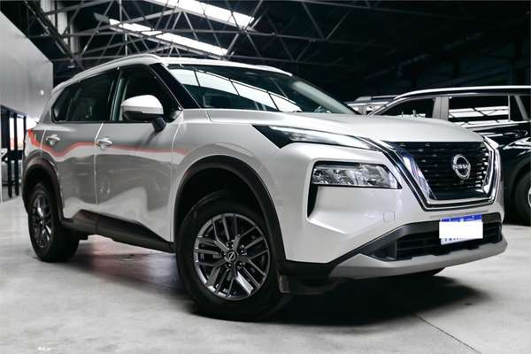 2025 Nissan X-TRAIL ST T33