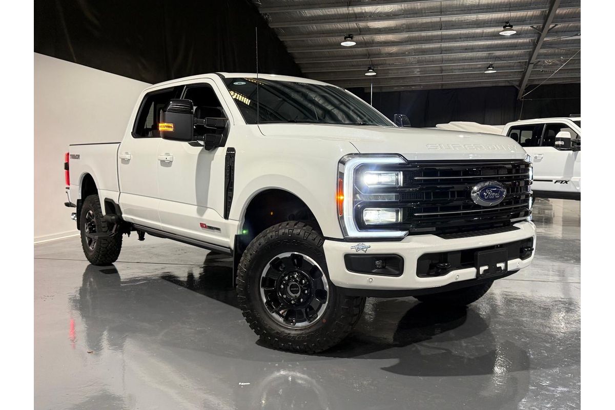 2026 Ford F350 Platinum 4X4