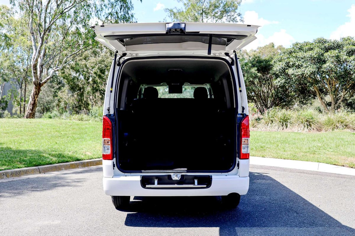 2014 Toyota Hiace Super GL KDH201R LWB image 10