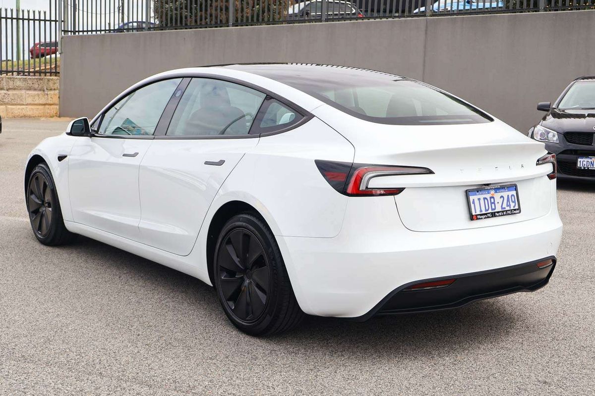 2024 Tesla Model 3 Rear-Wheel Drive