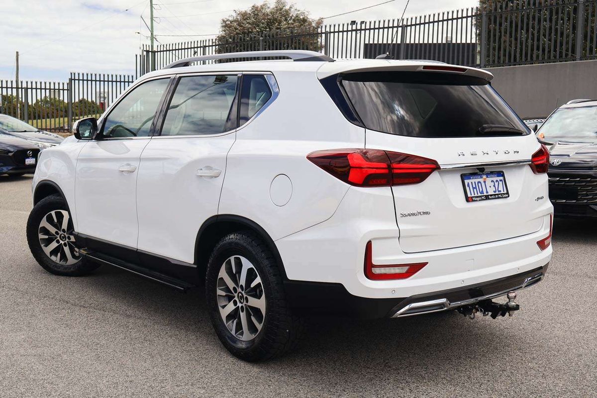 2022 KGM Rexton ELX Y450