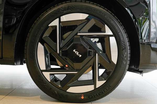 2026 Kia Seltos GT-Line SP3 thumb-2