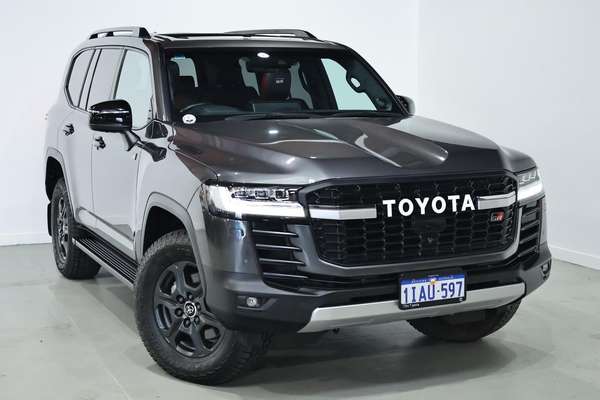 2023 Toyota Landcruiser GR Sport FJA300R