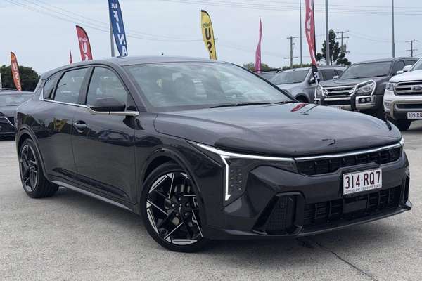 2025 Kia K4 GT-Line CL4m