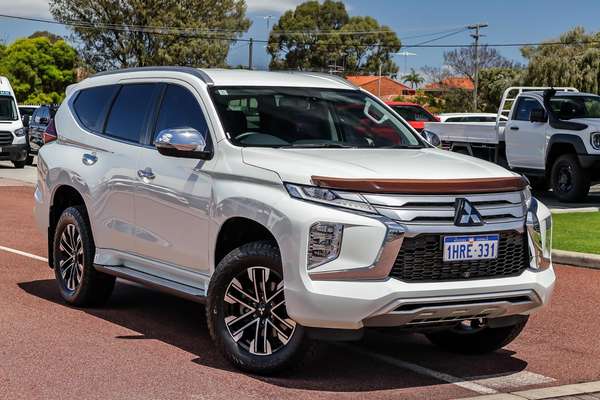 2022 Mitsubishi Pajero Sport GLS QF