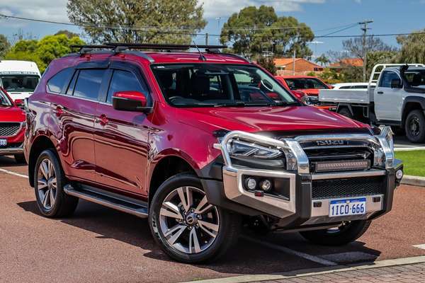 2023 Isuzu MU-X LS-T