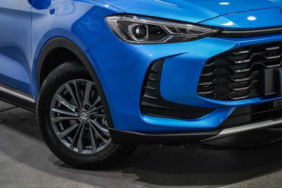 2025 MG ZS