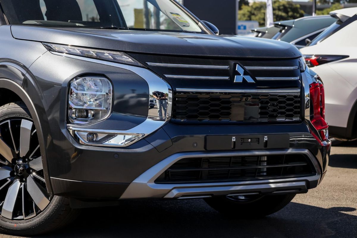 2025 Mitsubishi Outlander Aspire ZM