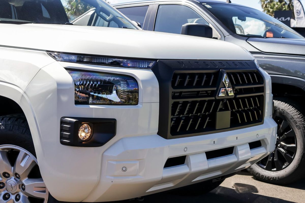2026 Mitsubishi Triton GLX+ MV 4X4
