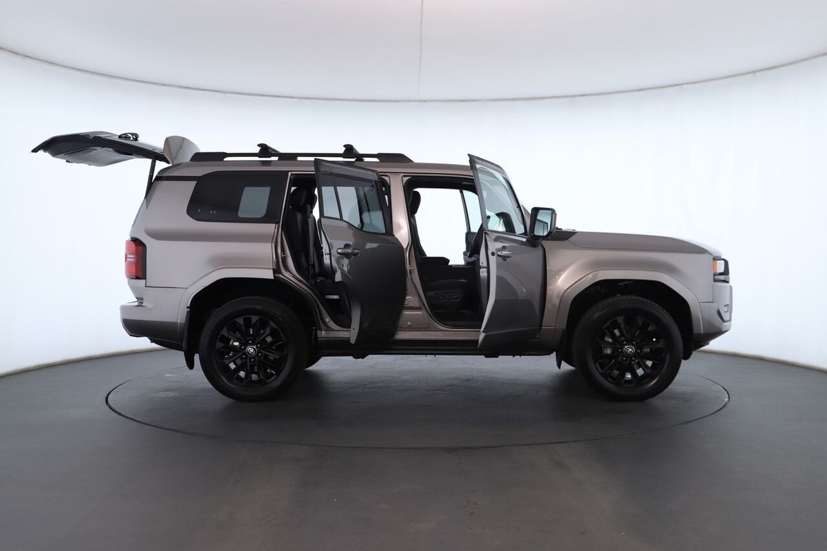 2025 Toyota Landcruiser Prado VX GDJ251R