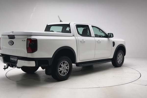 2026 Ford Ranger XLS 4X4 2.0L thumb-2
