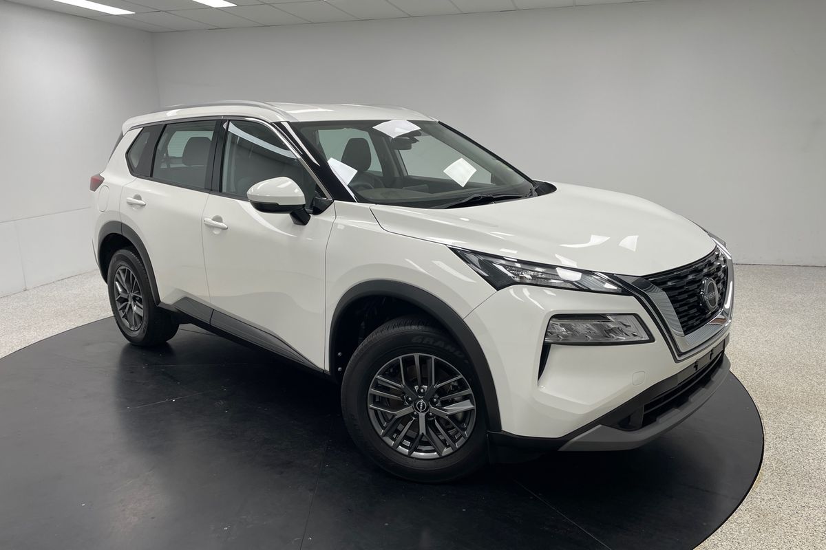 2023 Nissan X-TRAIL ST T33