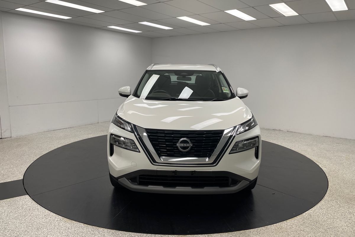2023 Nissan X-TRAIL ST T33