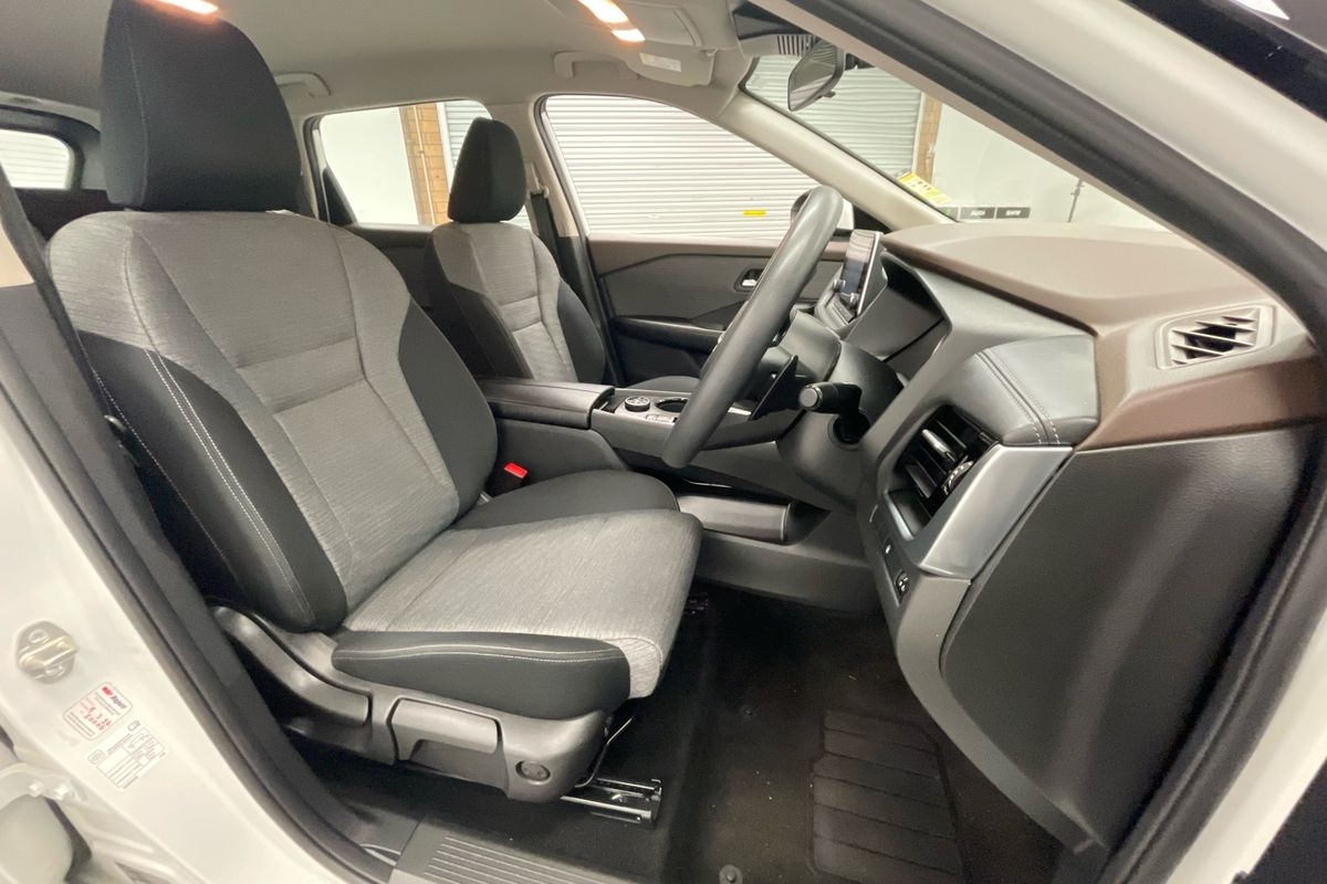 2023 Nissan X-TRAIL ST T33