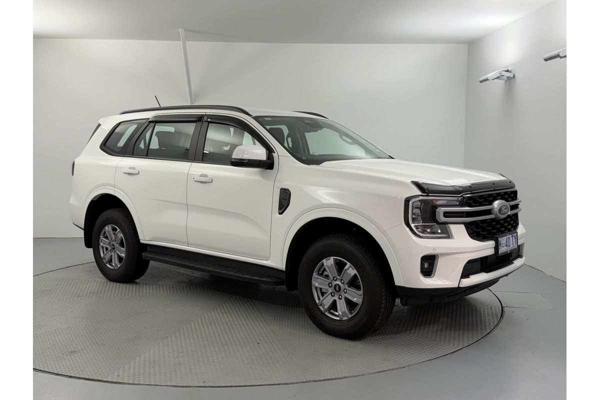 2025 Ford Everest Ambiente 2.0L