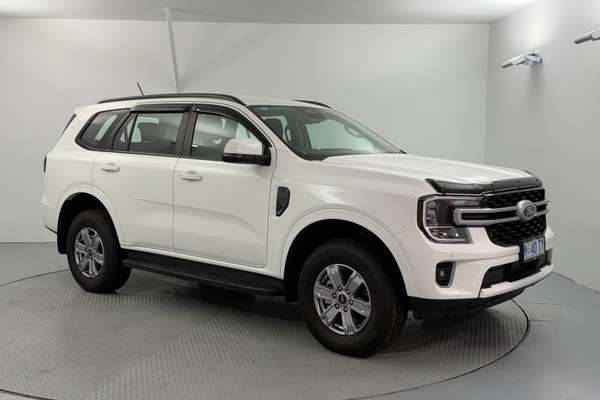 2025 Ford Everest Ambiente 2.0L
