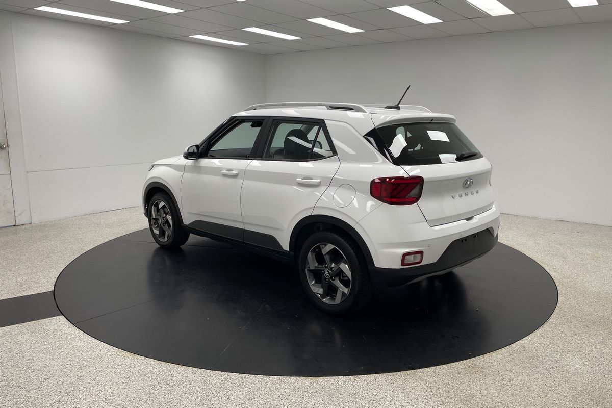 2024 Hyundai Venue Active QX.V5
