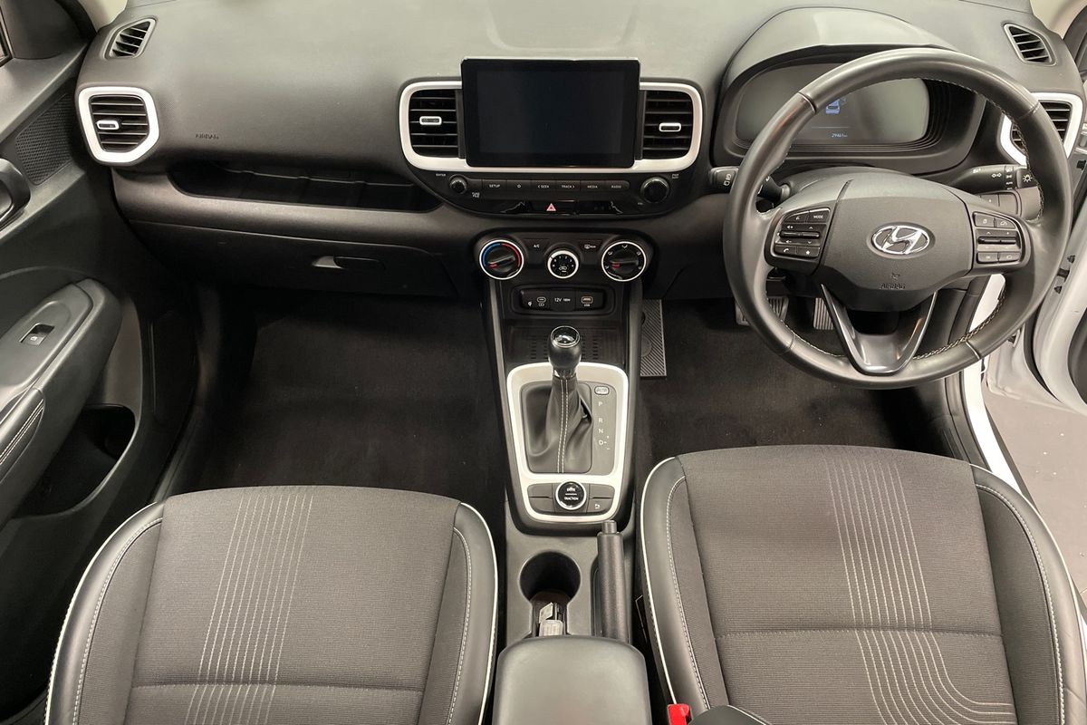 2024 Hyundai Venue Active QX.V5