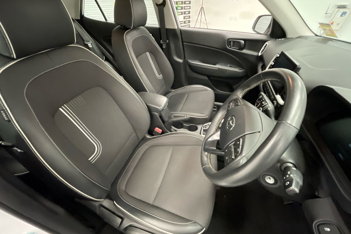 2024 Hyundai Venue Active QX.V5