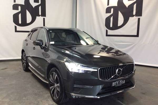 2021 Volvo XC60 B5 Inscription